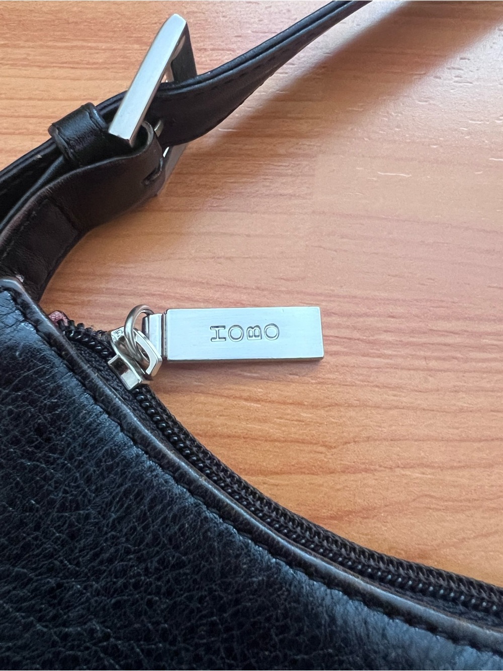HOBO International Vintage Y2K Leather Shoulder Bag - Picture 3 of 9